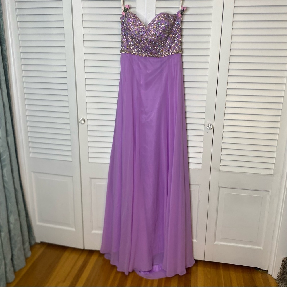 Kiss Kiss Formal by Mary’s Bridal | Strapless Lavender Dress | Size 10